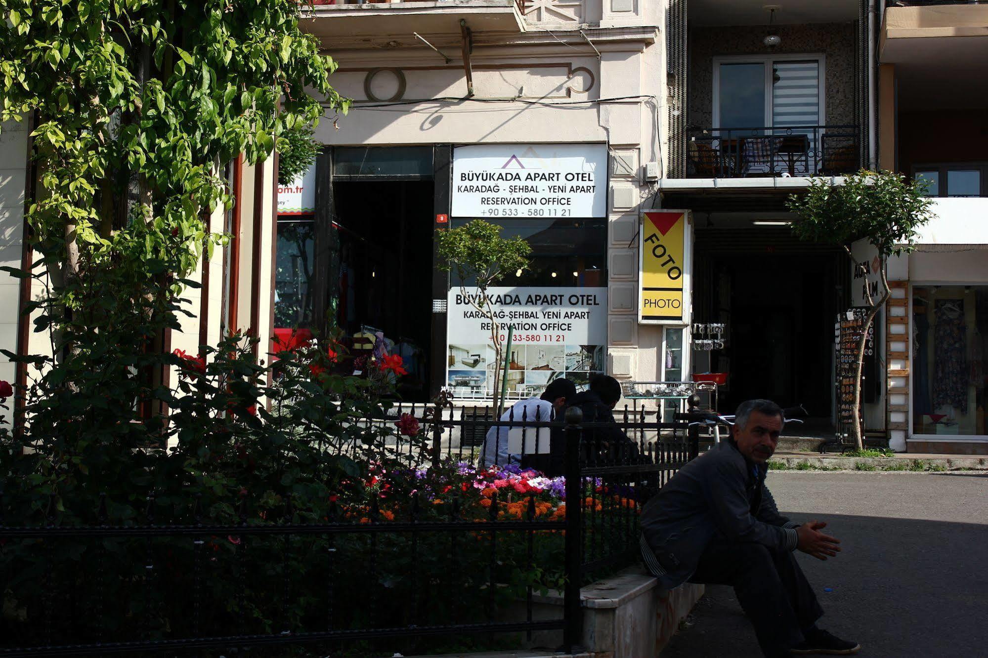 Buyukada Apart Hotel - Sehbal อดาลาร์ ภายนอก รูปภาพ
